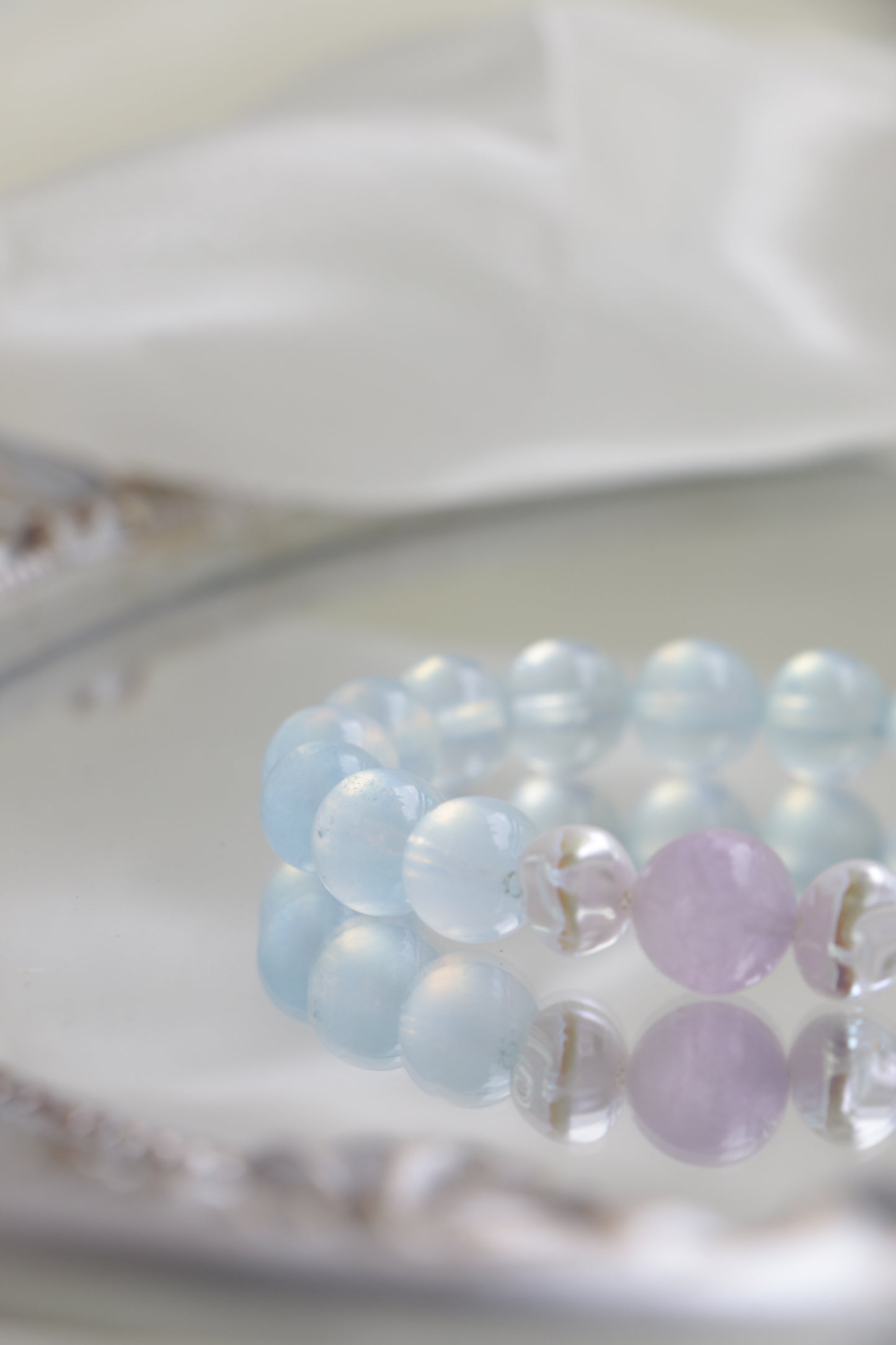 Aquamarine and Lithium Quartz Bracelet for Enhanced Wisdom and Perception
Crystal Intelligence Jewelry to Improve Decision-Making and Awareness