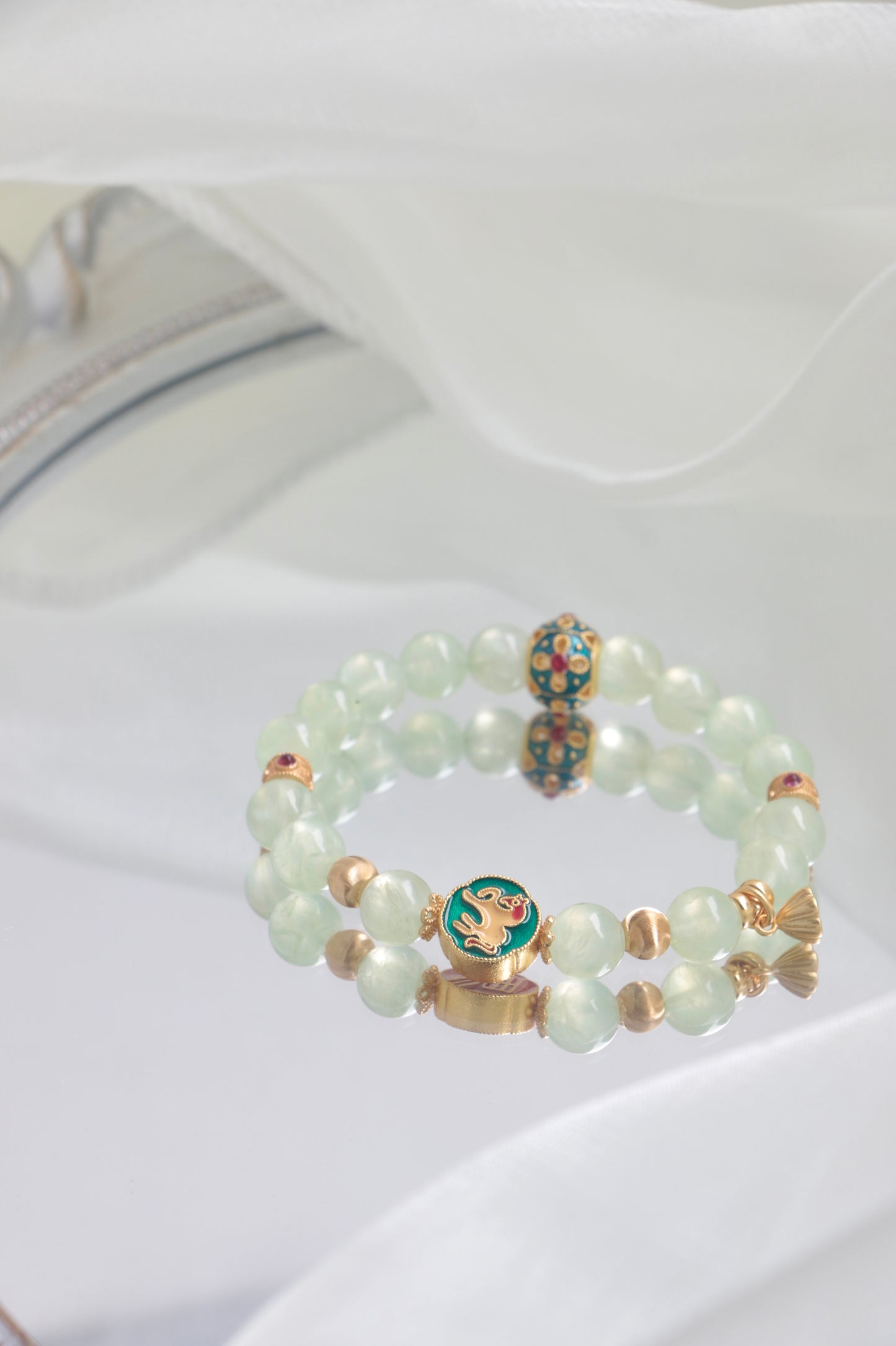 prehnite and cloisonnƩ horse bracelet for popularity and noble luck