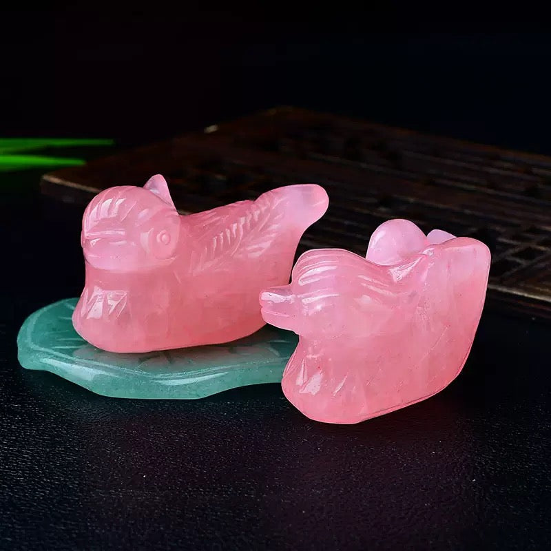 Primary: “Rose Quartz Mandarin Duck,” “Feng Shui Love Charm,” “Peach Blossom Luck Decor”
Secondary: “Attract Soulmate Crystal,” “Relationship Healing Feng Shui,” “Chinese Love Symbol Statue”
Long-Tail: “How to use Mandarin Ducks for love,” “Best crystal for marriage harmony”