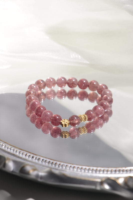 Strawberry Quartz Peach Blossom Bracelet for Love and Social Success
Feng Shui Streamer Jewelry to Grow Followers and Engagement
