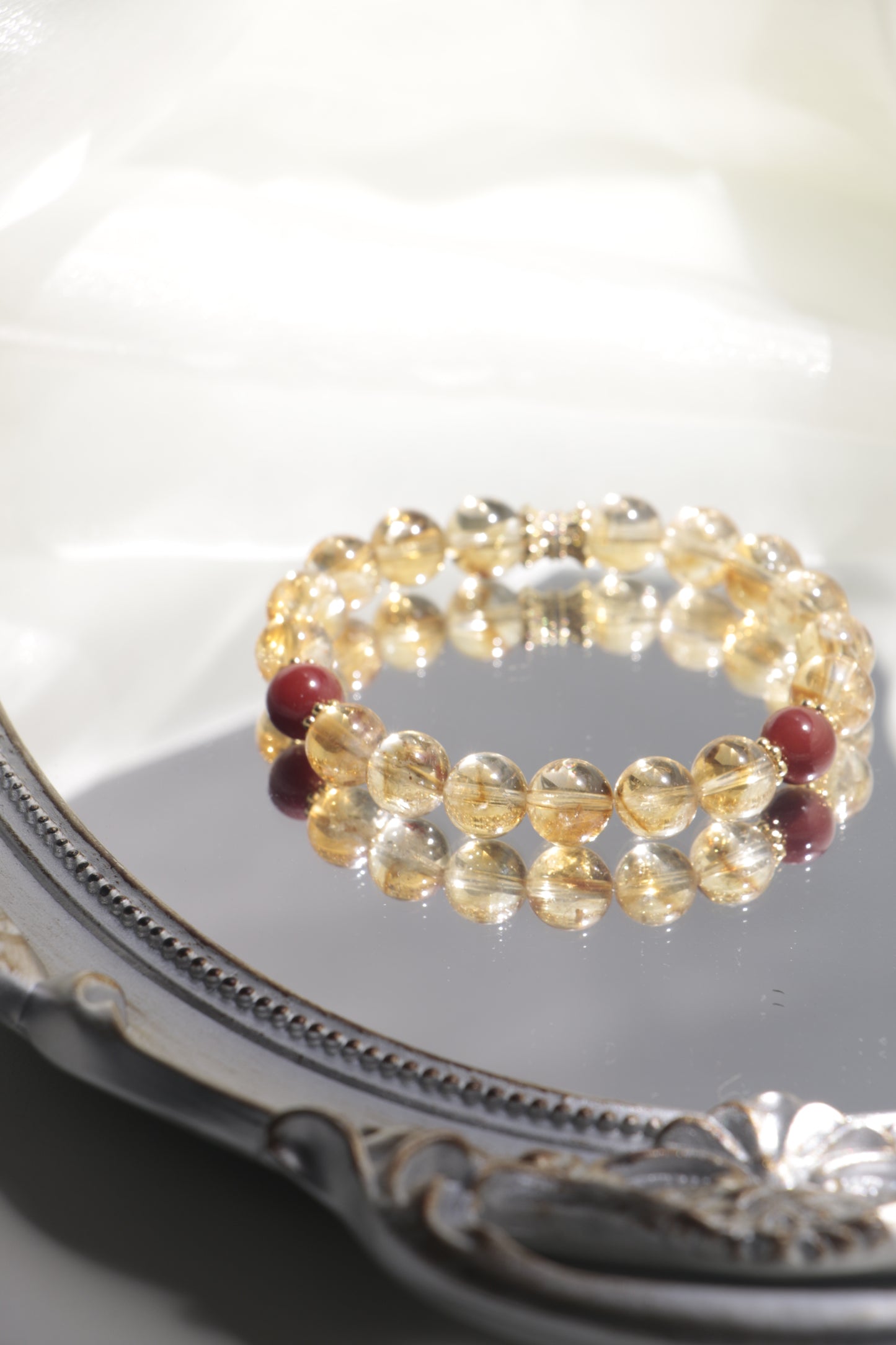 South Red Agate and Citrine Bracelet for Career Authority and Wealth
Feng Shui Leadership Jewelry to Attract Clients and Opportunities
