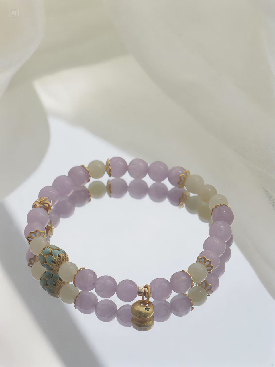 Primary: “Nine Purple Fire Bracelet,” “Feminine Empowerment Jewelry,” “Hetian Jade Spinel Bracelet”
Secondary: “Feng Shui Jewelry for Women,” “Cloisonné Good Luck Bracelet,” “Career Success Crystal Bracelet”
Long-Tail: “Best bracelet for female entrepreneurs,” “How to activate九紫离火运 for women”