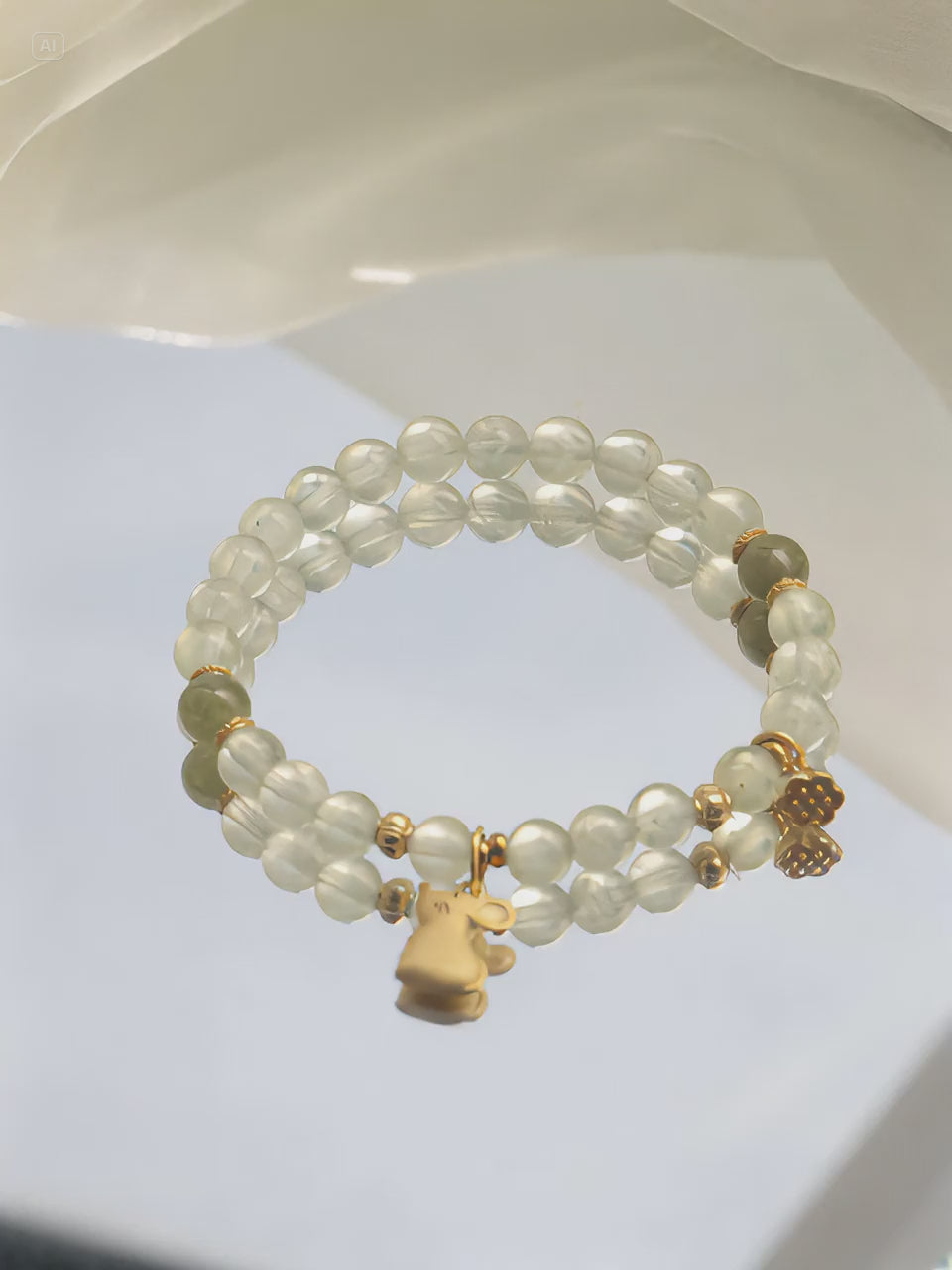 Primary: “Chinese Zodiac Rat Bracelet,” “Liuren Crisis Jewelry,” “Tsavorite Wealth Bracelet”
Secondary: “Grape Stone Prosperity Jewelry,” “贵人 Attraction Bracelet,” “Zodiac Protection Jewelry”
Long-Tail: “How to attract贵人 with zodiac jewelry,” “Best bracelet for financial stability”